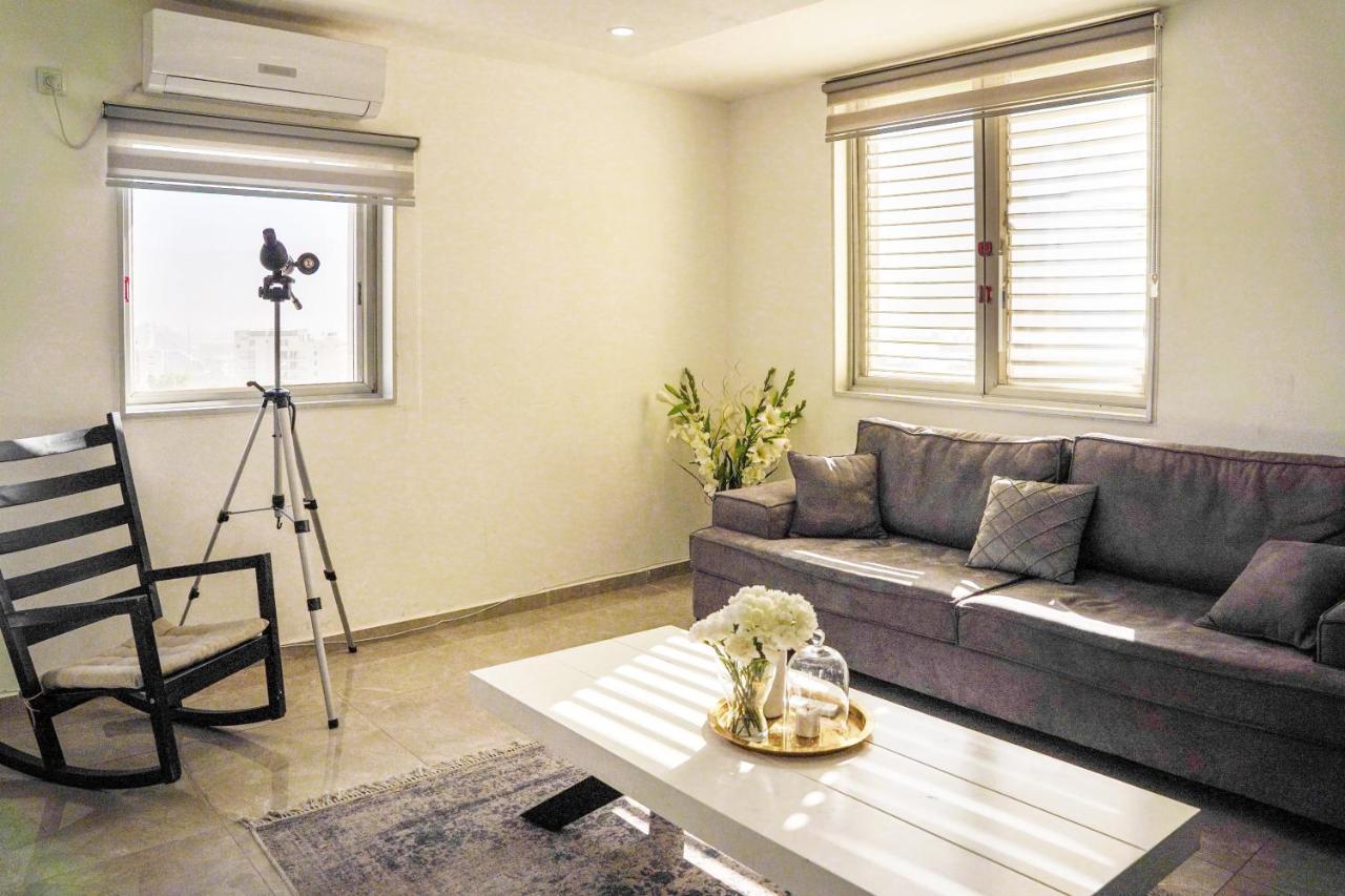 Yalarent Jasmine 3Br Apt Apartamento Eilat Exterior foto